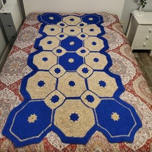 Throw: Honeycumb Hexagon Crochet Throw Blue and Tan with 3D Flowers